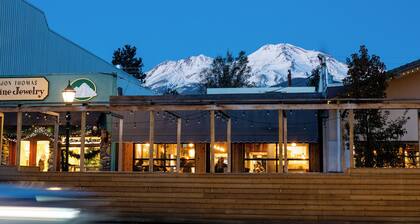 Basecamp Lodge - Cabin 9