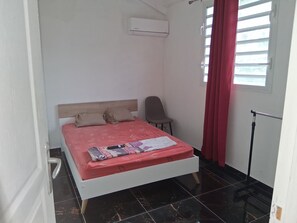 1 camera, Wi-Fi, lenzuola