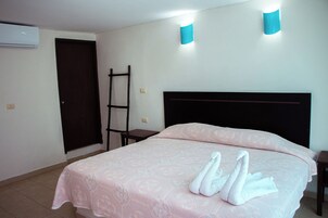 双人房, 阳台, 花园景观 | 熨斗/熨板、免费 WiFi