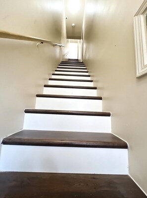 Interior - Entire 2-Bedroom Apartment - Centrally Located (Baltimore)