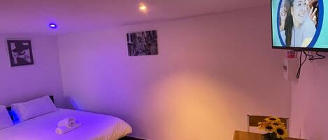 Lägenhet Comfort | Skrivbord, arbetsyta för laptop och gratis wi-fi