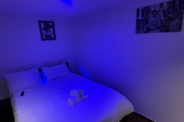 Departamento Confort | Escritorio, espacio para trabajar con laptop y wifi gratis