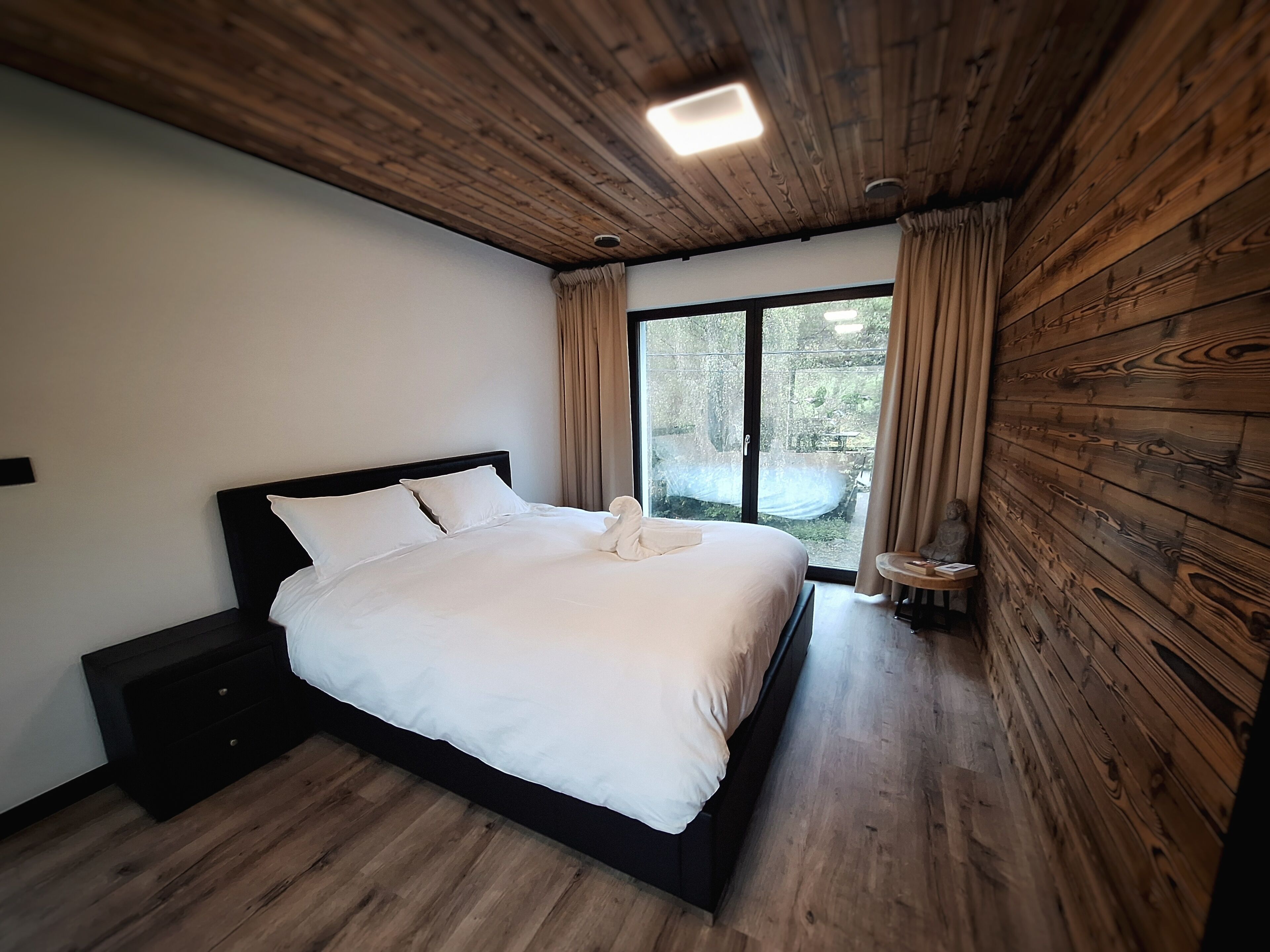 1 camera, Wi-Fi gratuito