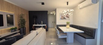 Apts in Building w/ Pool 120 m From the Beach - LTT