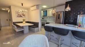 Departamento básico | Restaurantes