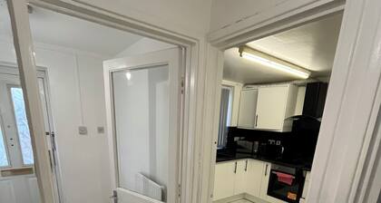 3 Bedroom house with new kitchen and Bathroom