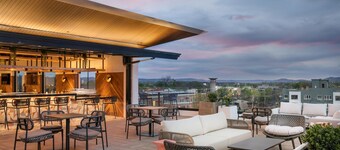 Caption By Hyatt Chattanooga Downtown