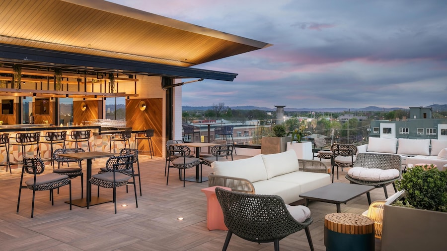 Caption By Hyatt Chattanooga Downtown