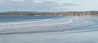 Glazik Close to the beach 