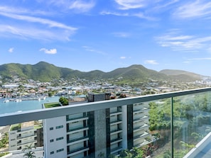Property grounds - D438 – Amazing 2-Bedroom Lagoon View with Balcony (Sint Maarten)