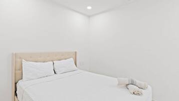 1 bedroom, in-room safe, iron/ironing board, WiFi