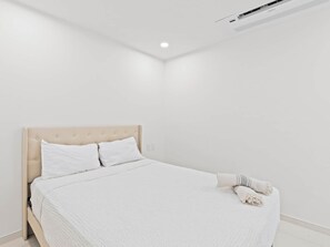 1 dormitorio, caja fuerte, tabla de planchar con plancha y wifi