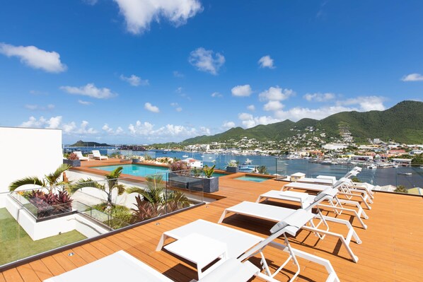 Terrace/patio - D405 - Superbe Apartment With Terrace (Cole Bay)