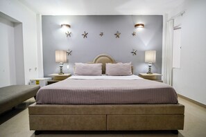 Superior Room, 1 King Bed | Down duvets, minibar, individually decorated, free WiFi - Hotel Serema Cartagena  (Cartagena)
