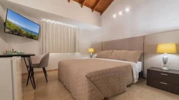 Desk, laptop workspace, free WiFi