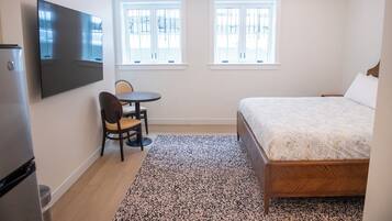 Apartemen Klasik | Brankas, kedap suara, setrika/meja setrika, dan Wi-Fi gratis