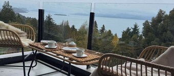 Calido depto con vista estilo Patagonico en Bariloche