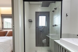 Blackout curtains, free WiFi - AD330 - 1002 (São Paulo)