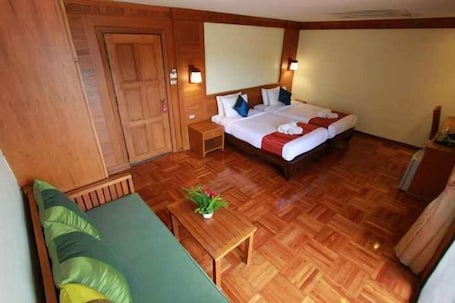 Cots/infant beds. Hua Hin Golf Villa