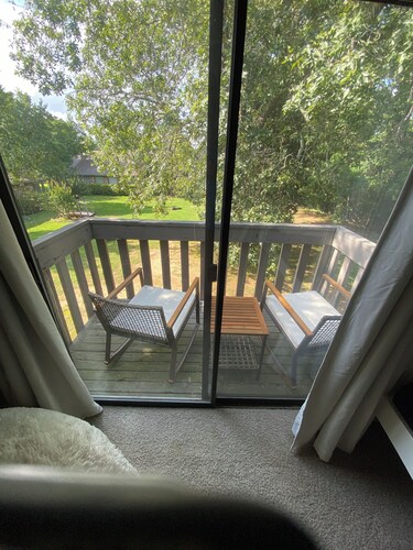 Eden Isle 3-bedroom condo near Greers Ferry lake and short walk to Red Apple Inn