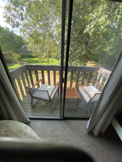 Eden Isle 3-bedroom condo near Greers Ferry lake and short walk to Red Apple Inn