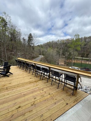 Terrace/patio - 8BR Lakefront Lux Retreat: Private Dock, Sleeps 28 (Speedwell)