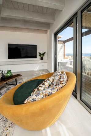 TV - Attico Salia - La Maddalena (La maddalena)