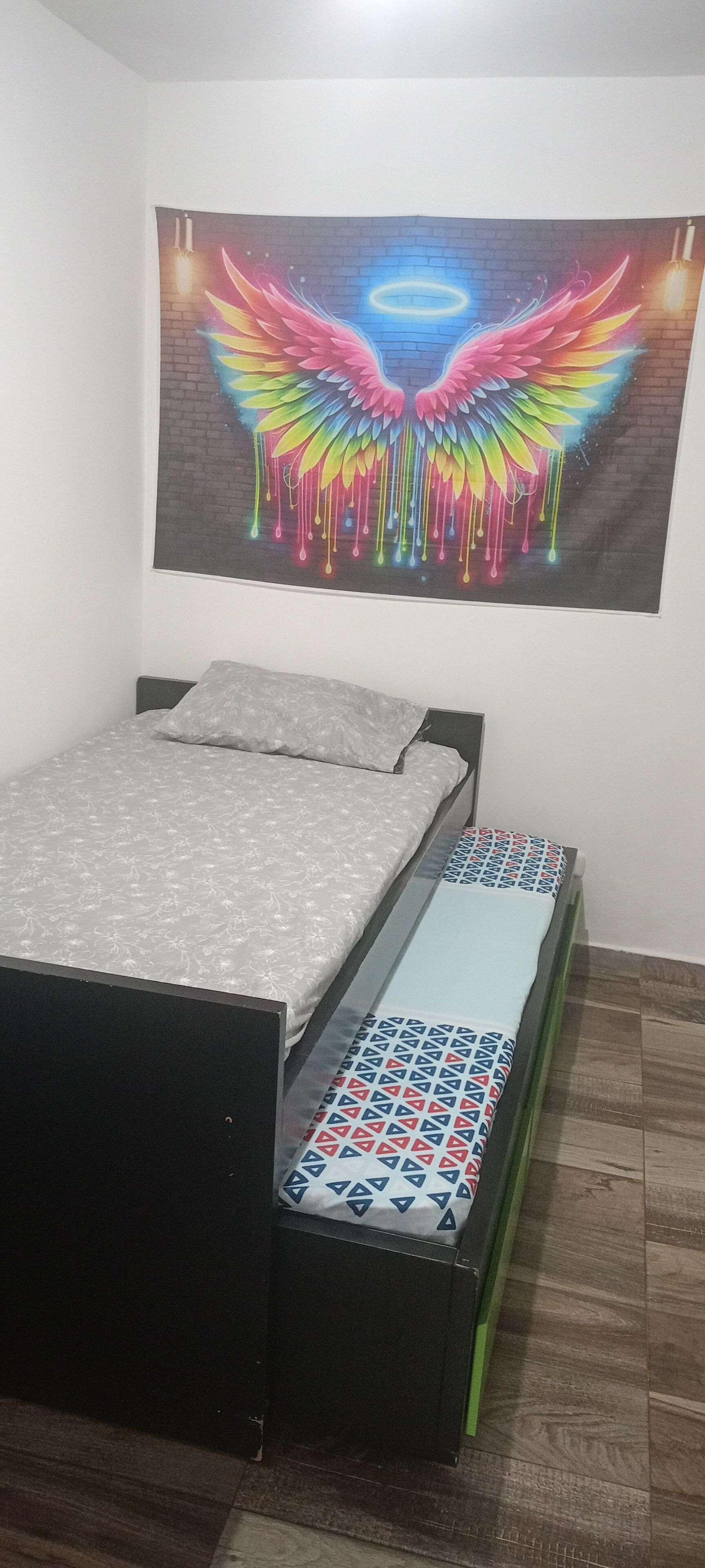 2 slaapkamers, een strijkplank/strijkijzer, wifi, beddengoed