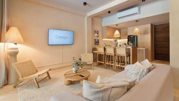 Klassiek appartement, uitzicht op zwembad | Woonruimte