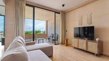 Superior Apartment, Terrace, Pool View | Living area