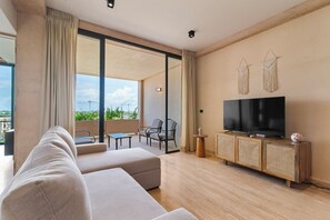 Superior Apartment, Terrace, Pool View | Living area