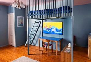 1 Schlafzimmer, Schreibtisch, WLAN, Bettwäsche