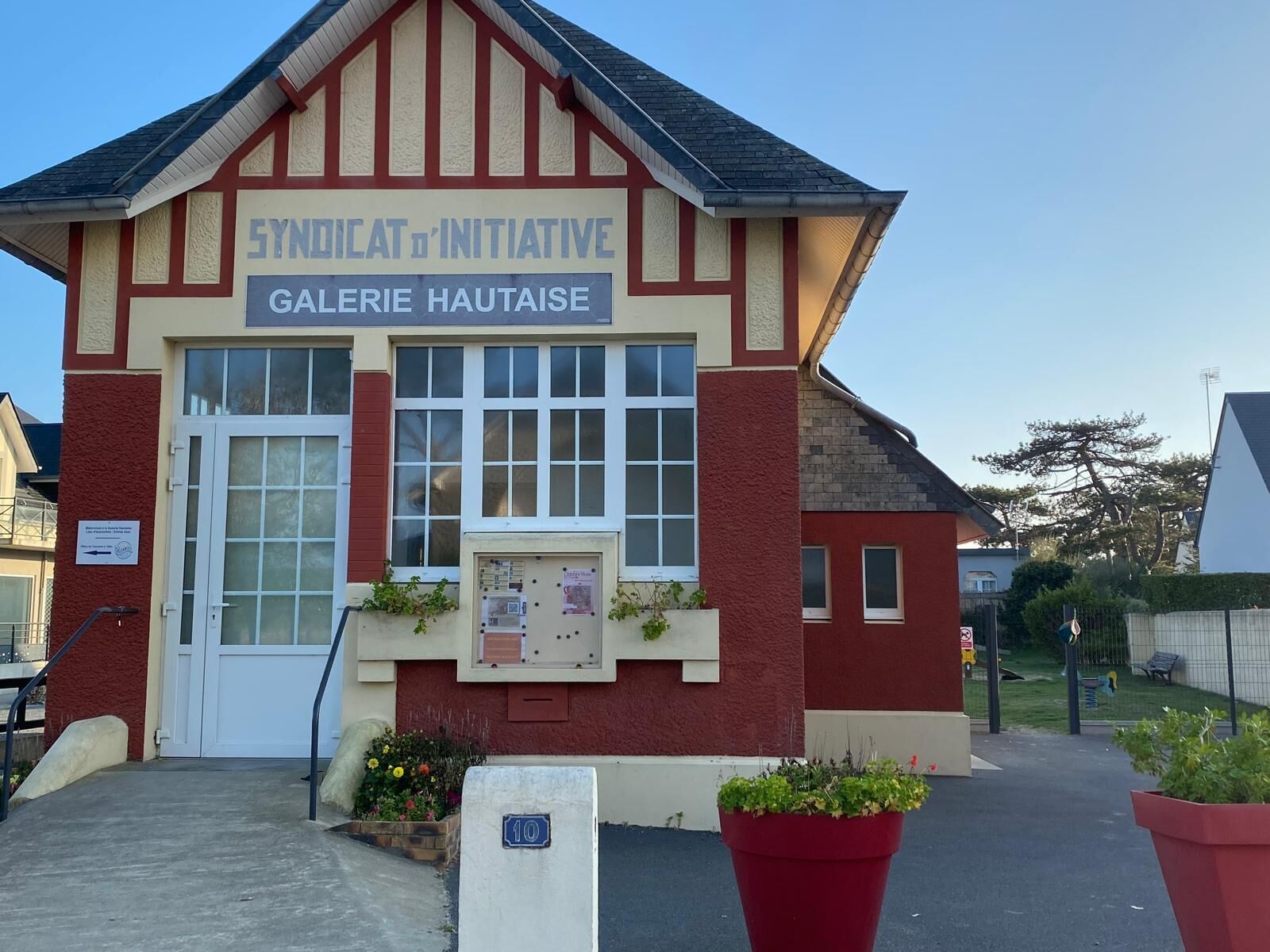 Extérieur