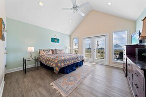 3 bedrooms, iron/ironing board, bed sheets - Sea Watch Unit A: 4BR with Balcony (Gulf Shores)