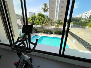 Pool - Fabulous 3-bedroom apartment in Santiago de los Caballeros near the airport. (Santiago de los Caballeros)
