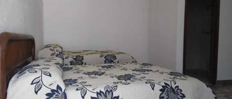 3 bedrooms, Internet, bed sheets