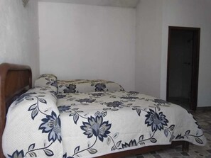 3 bedrooms, Internet, bed sheets