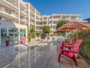 Apartment | Balcony - Peaceful Alpine Retreat in Risoul (Plougonvelin)