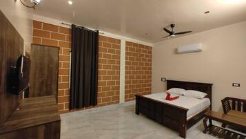 House | 5 bedrooms, iron/ironing board