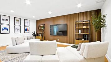 Televisor, videojocs i llibres