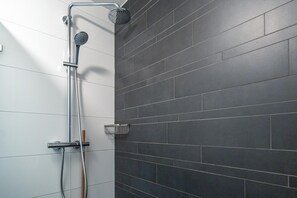 Apartment | Bathroom - 4 Person Apartment With sea View (De Koog)