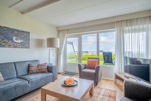Apartment | Living room - 4 Person Apartment With sea View (De Koog)