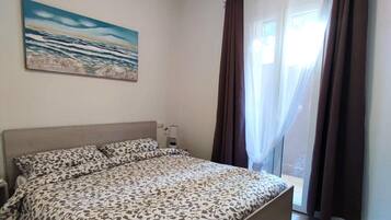 Apartemen | 2 kamar tidur dan dilengkapi dengan perabotan berbeda-beda