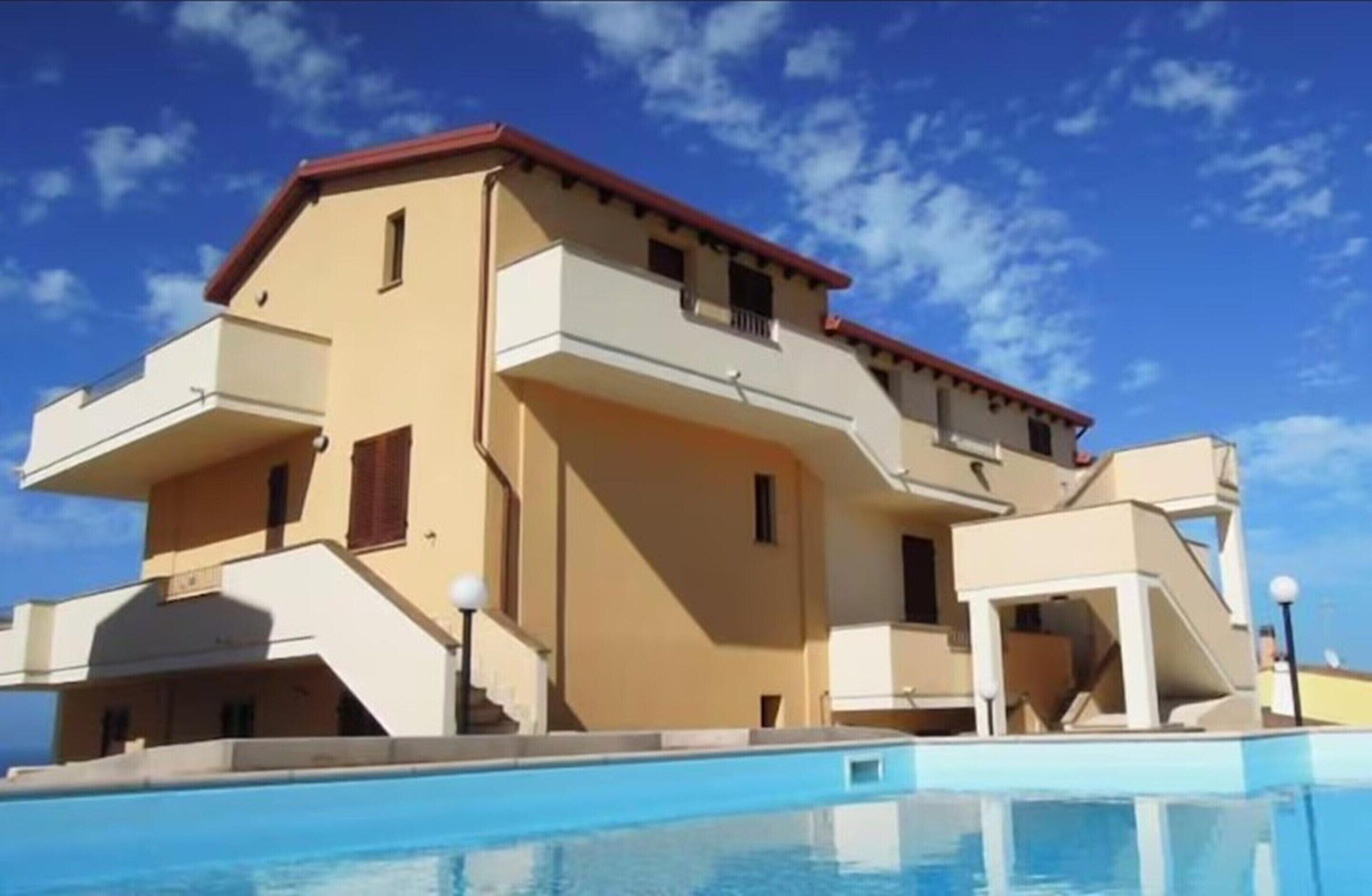 Apartment | Exterior