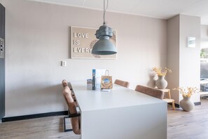 Dining - 4-person Apartment With Island View (De Koog)