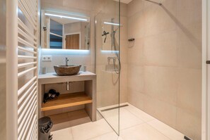Apartment | Bathroom - 4-person Apartment With Island View (De Koog)