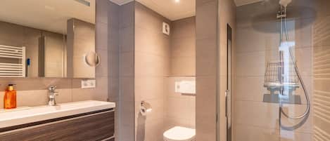 Apartment | Badezimmer | Toilettenpapier