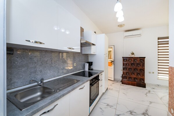 House | Private kitchen | Highchair - Luxury Holiday Home With Private Outdoor Jacuzzi (Vodice)