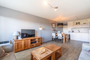 Apartment | Living room - Comfortable 4-person Apartment With Terrace and View (De Koog)