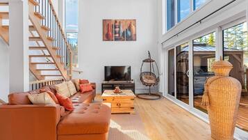 Smart-TV, Kamin, Tischfußball